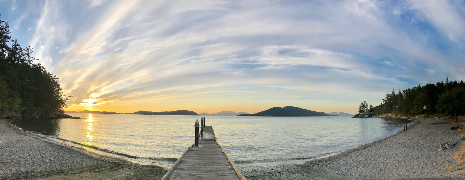 35 feet (travel trailer) reported by kestrel20 on 4/26/2021 number of sites 68 pad type gravel reservations yes elevation 32 ft / 9 m max stay 14 tent camping yes gps: Tent Camping / Washington Park , Anacortes